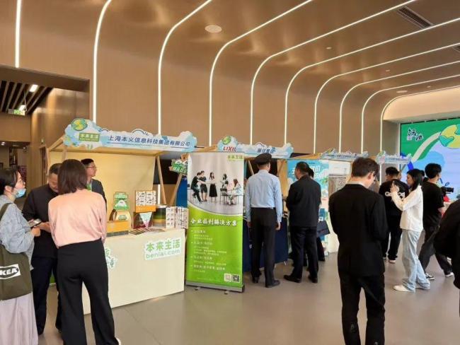 不出口美国了 上海市民疯狂“捡漏” 外贸优品热销